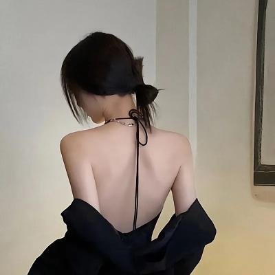 哈里如何变成一棵树